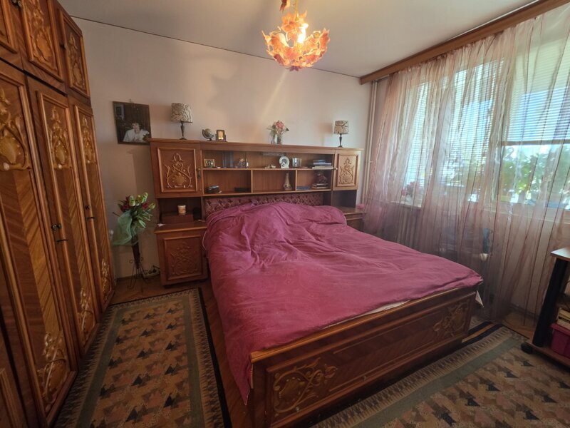 Dristor 5 minute metrou farmacia Tei, str. Parului, centrala 2 gr. sanitare