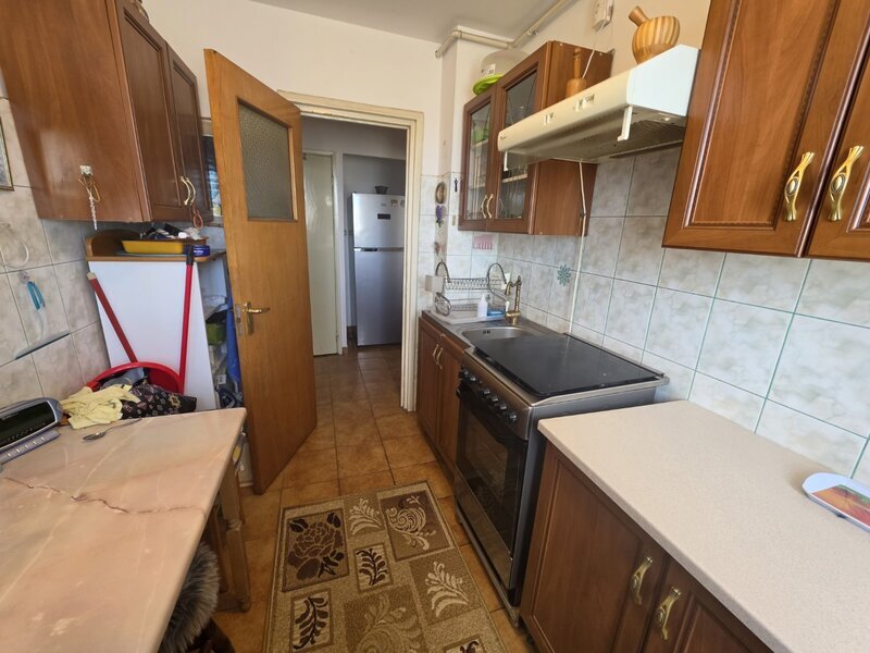 Dristor 5 minute metrou farmacia Tei, str. Parului, centrala 2 gr. sanitare