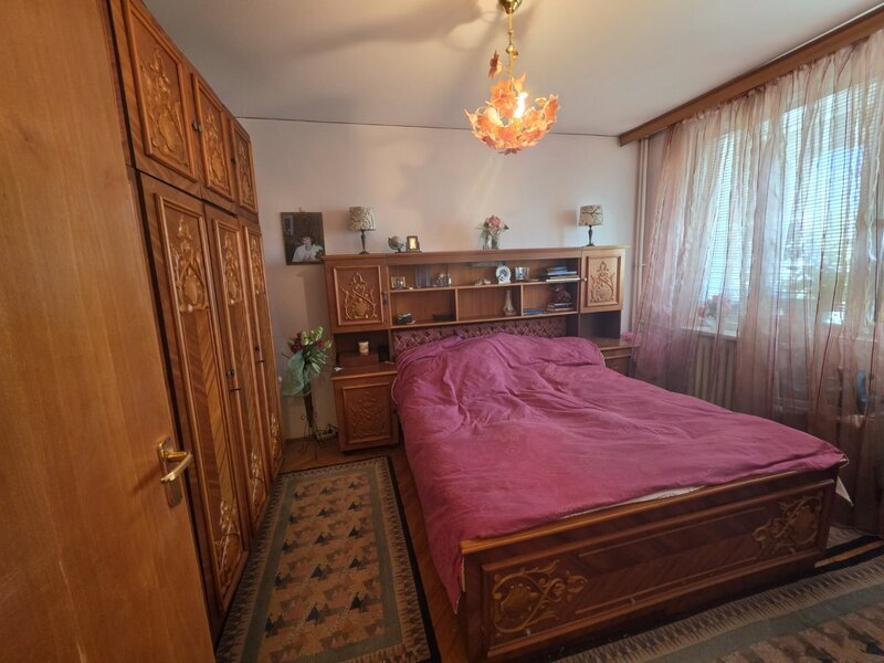 Dristor 5 minute metrou farmacia Tei, str. Parului, centrala 2 gr. sanitare