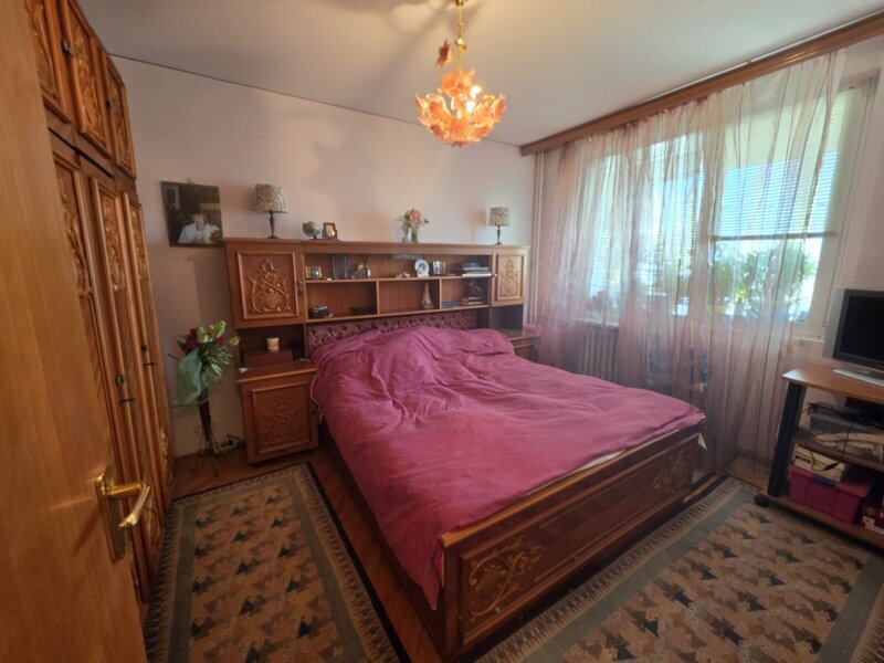 Dristor 5 minute metrou farmacia Tei, str. Parului, centrala 2 gr. sanitare