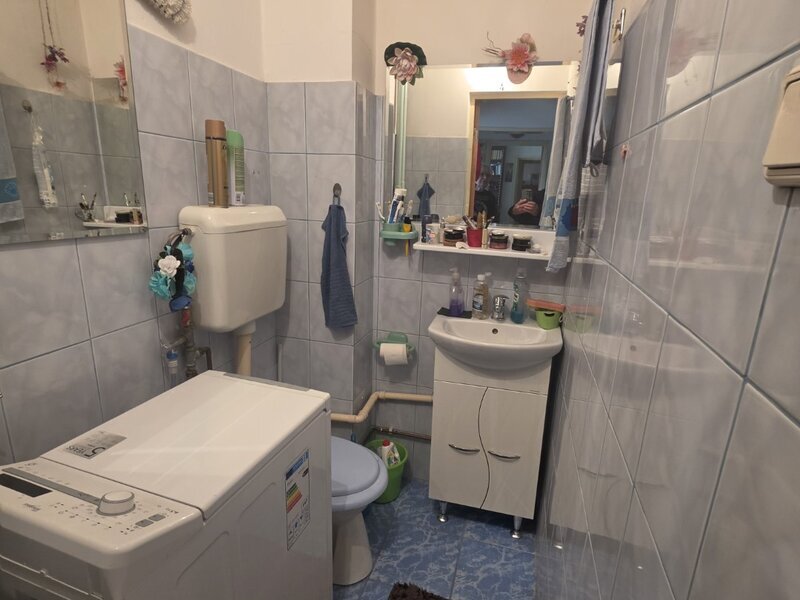 Dristor 5 minute metrou farmacia Tei, str. Parului, centrala 2 gr. sanitare