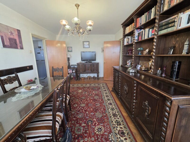 Dristor 5 minute metrou farmacia Tei, str. Parului, centrala 2 gr. sanitare